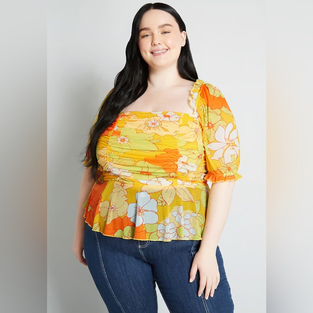 NWT Modcloth Top Yellow Hawaiian Floral Summer Escape Peplum Mesh Blouse M